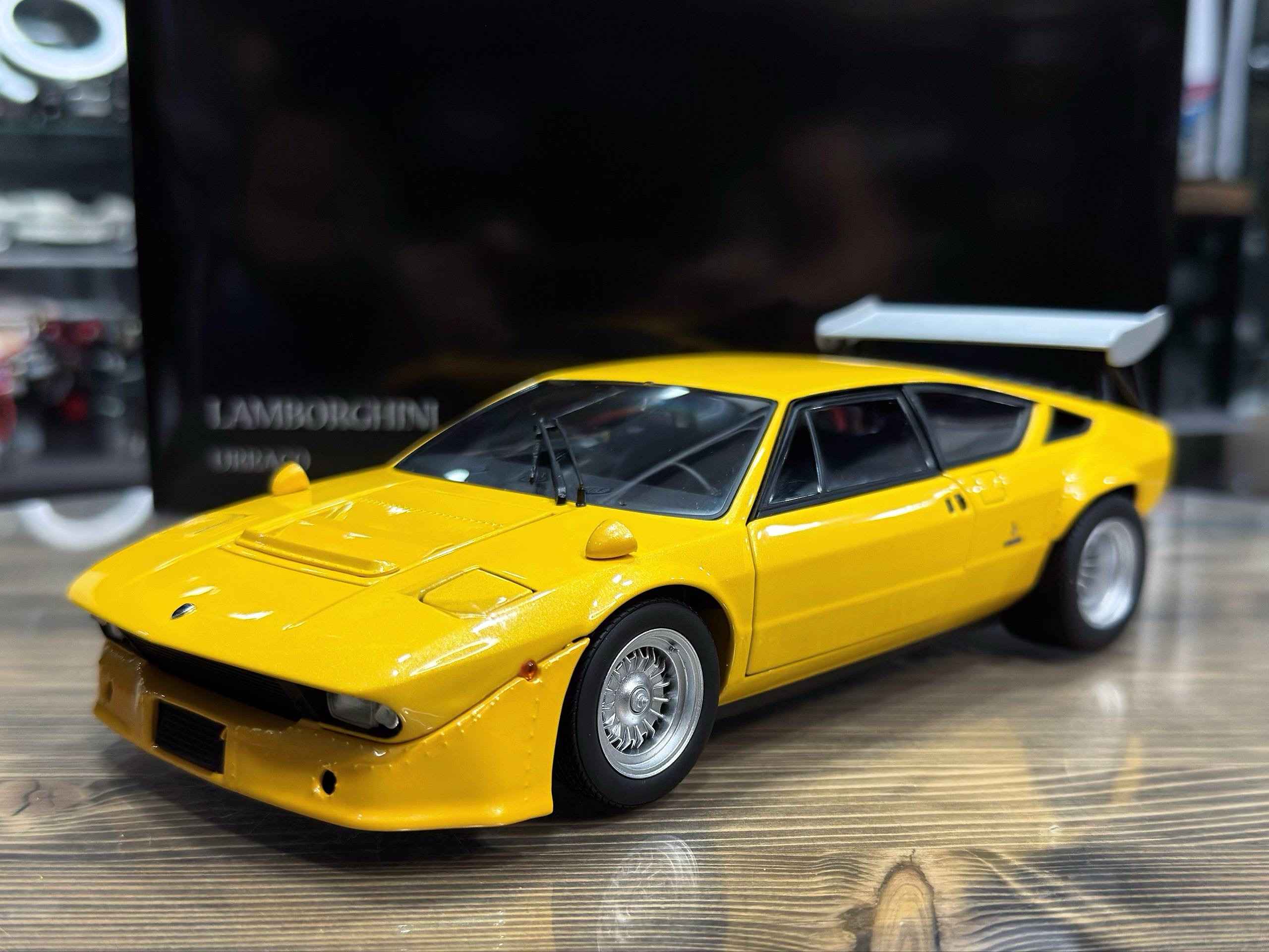 08445GY Kyosho Lamborghini Urraco Rally 1:18