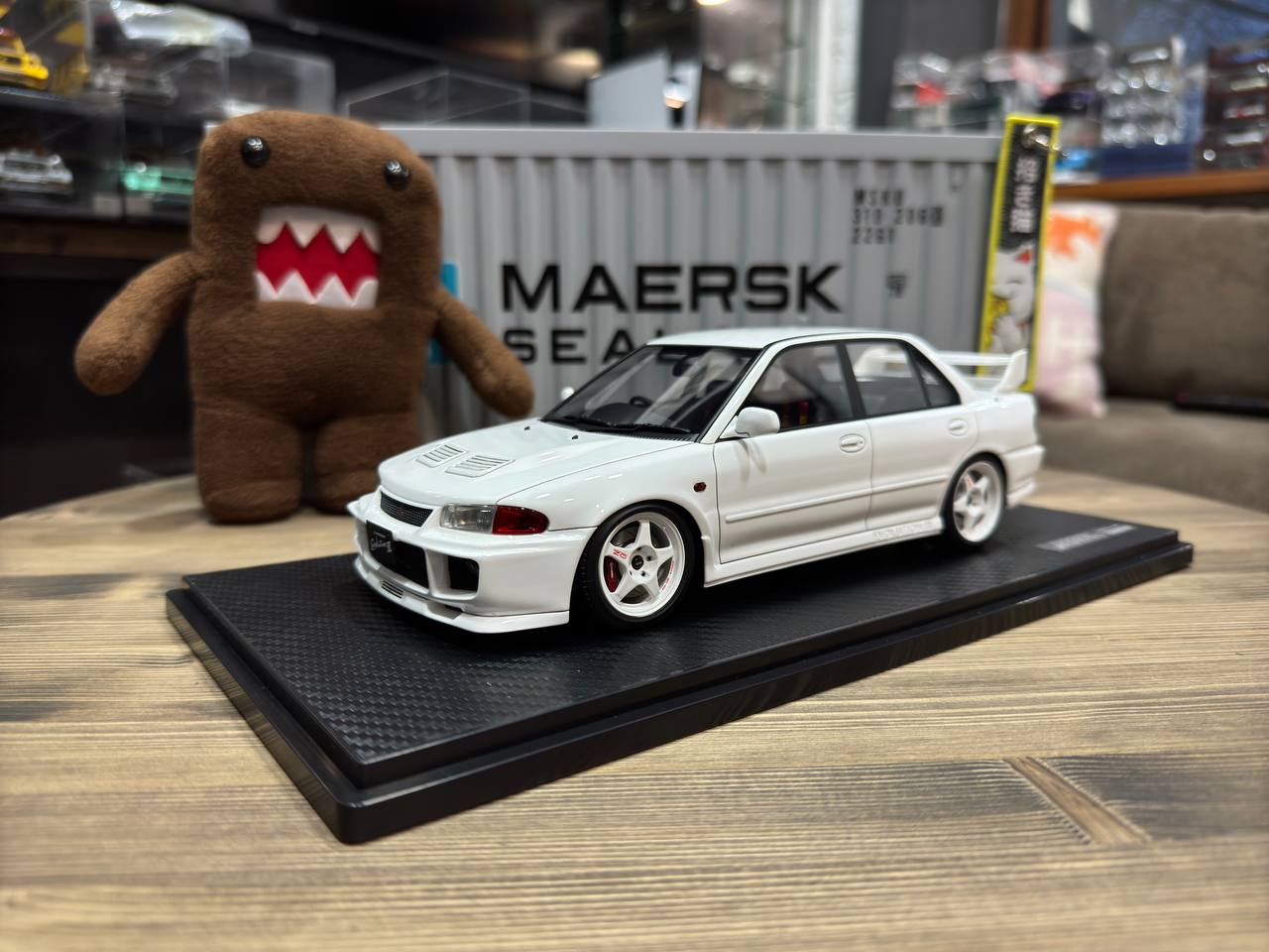 IG3549 Ignition Model Mitsubishi Lancer Evolution III GSR (CE9A) White 1:18