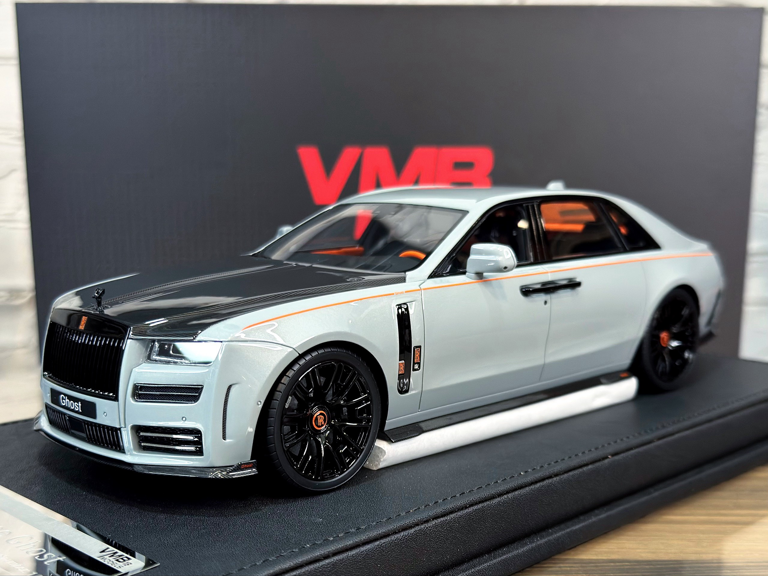 RR20241803 VMB Models Rolls Royce Ghost Mansory Gray Carbon 1:18