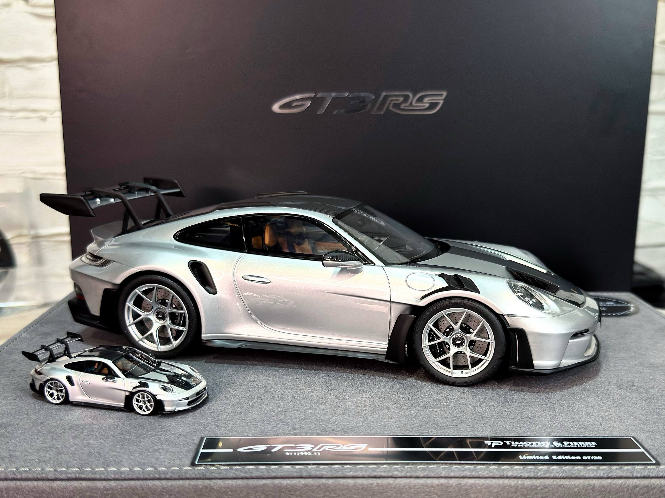 Timothy&Pierre Porsche 911 (992) GT3 RS Weissach Package GT Silver 1:18 & 1:64