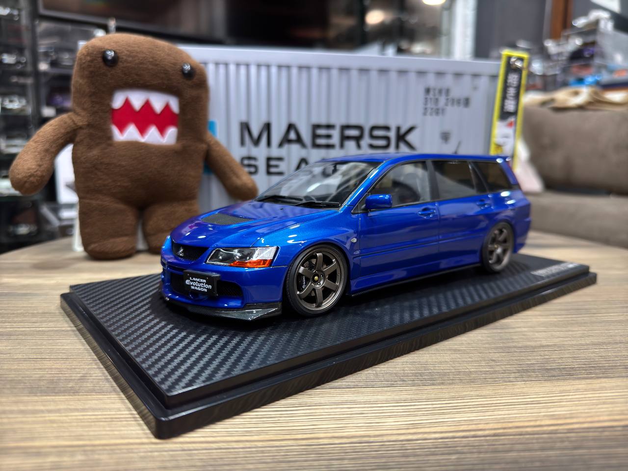 IG2772 Ignition Model Mitsubishi Lancer Evolution Wagon (CT9W) Blue 1:18