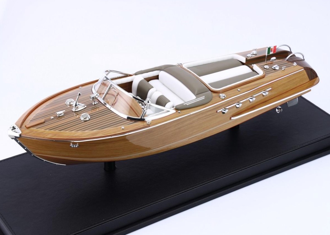 R1801 VMB Models Riva Aquarama Brown/Grey 1:18