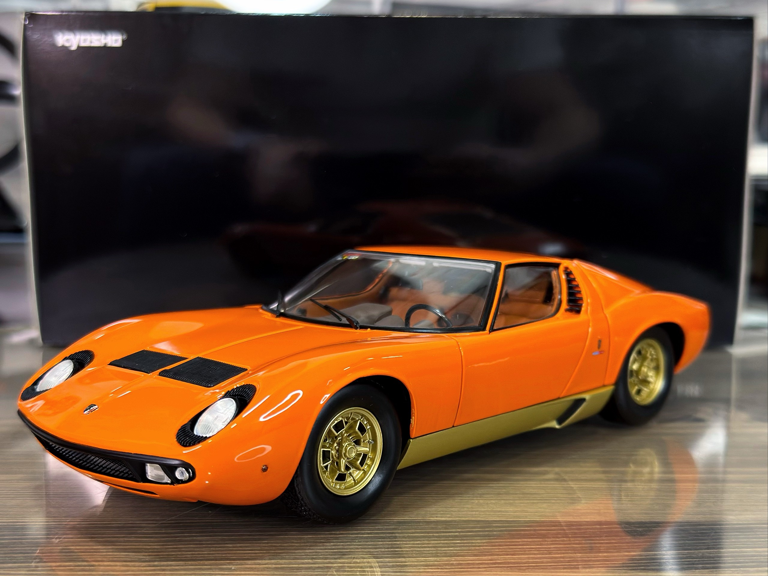 08314PB Kyosho Lamborghini Miura P400 Orange/Gold 1:18