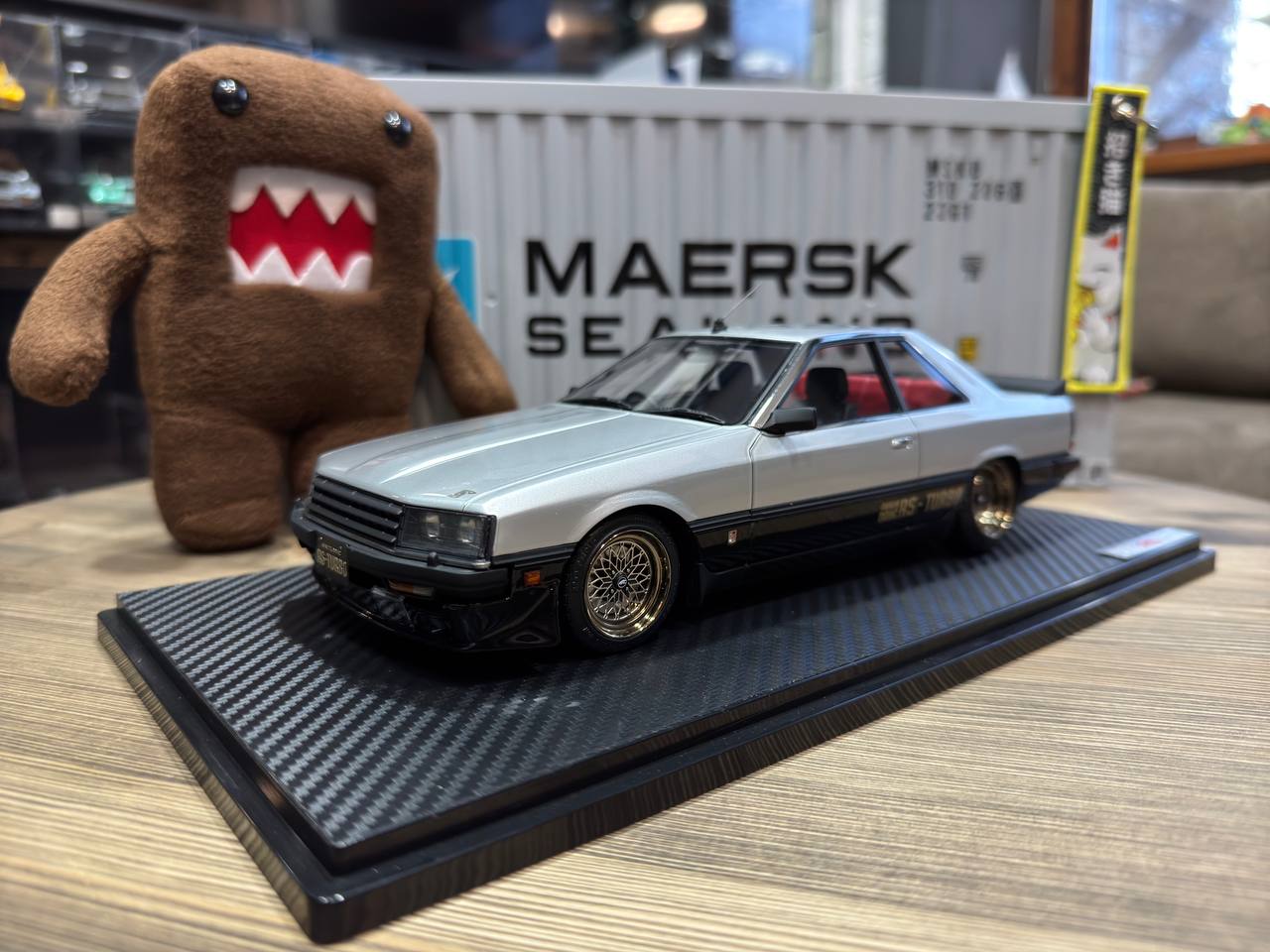 IG2350 Ignition Model Nissan Skyline 2000 RS-Turbo (R30) Silver/Black 1:18