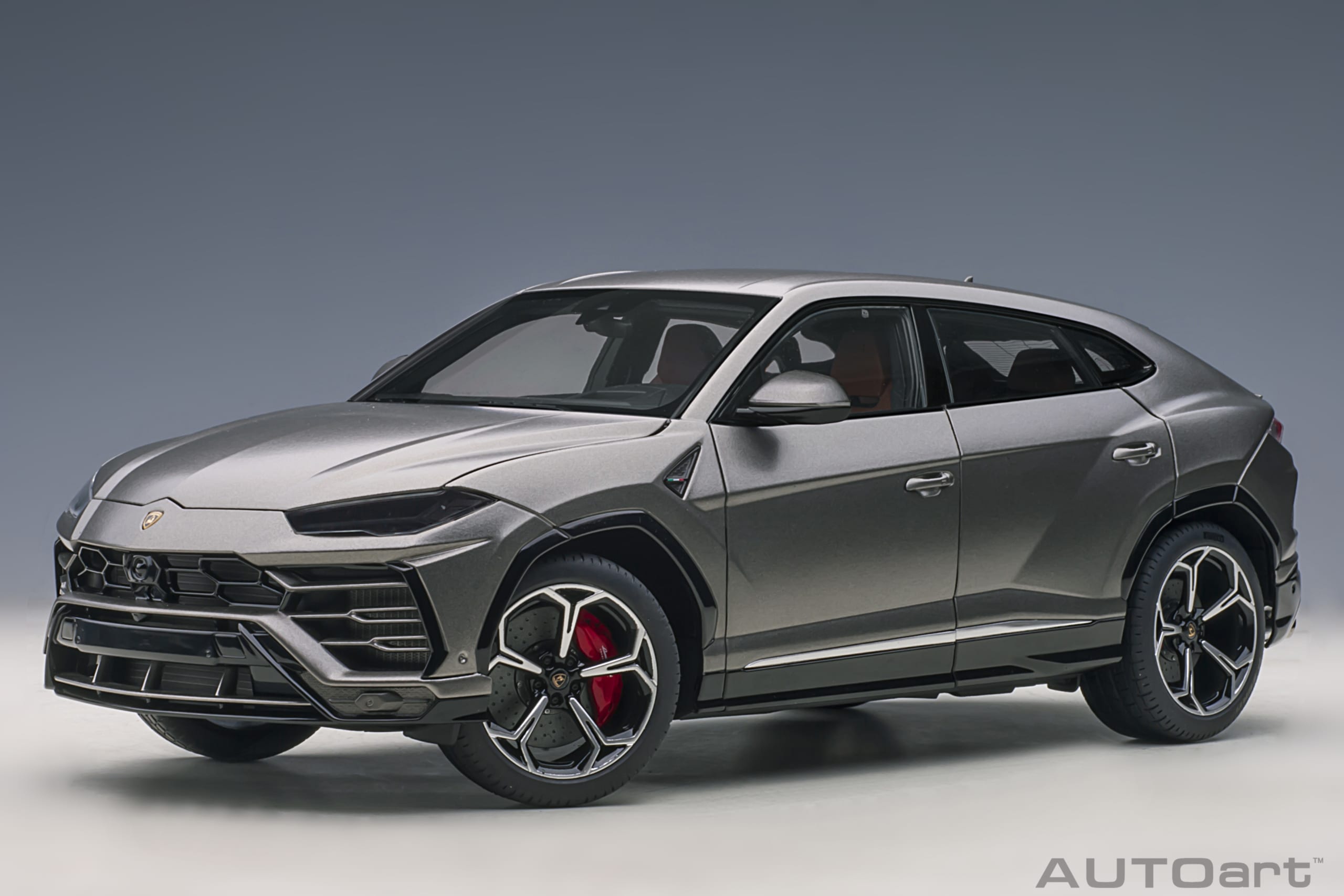 79164 AUTOart Lamborghini Urus Grigio Titans 1:18