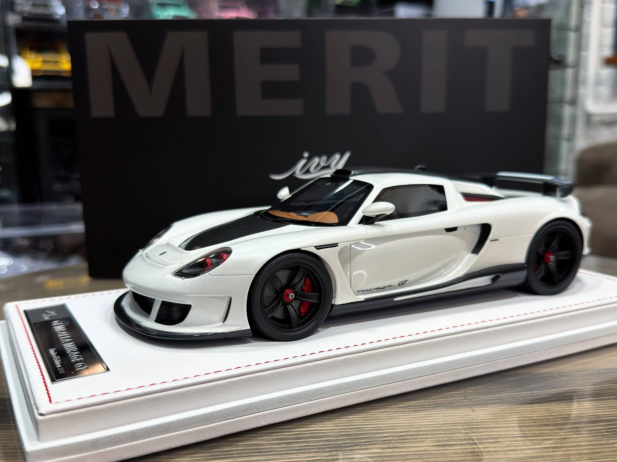 IVY1825I IVY Merit Porsche Gemballa Mirage GT Pearl White 1:18