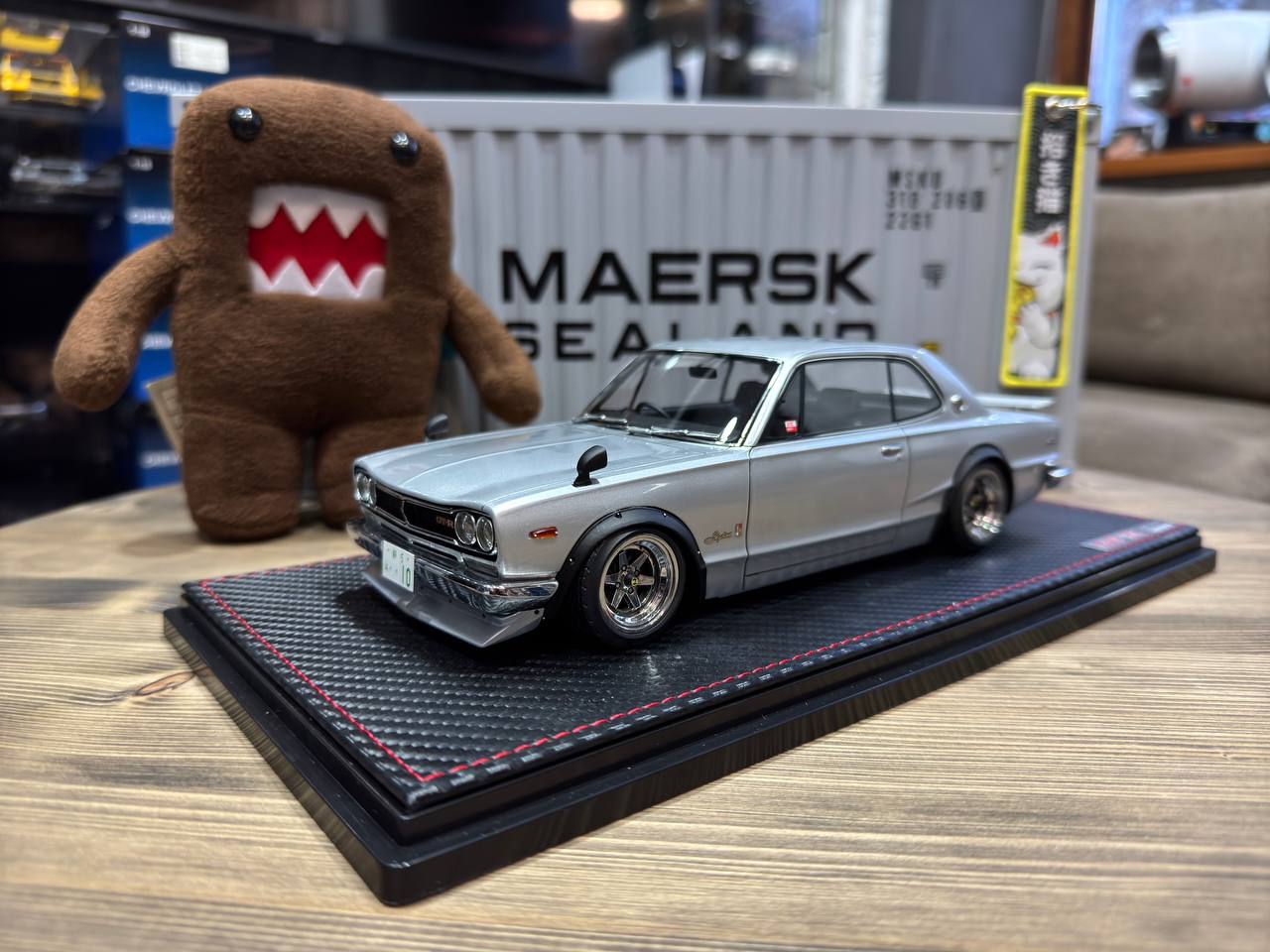 IG3234 Ignition Model Nissan Skyline 2000 GT-R (KPGC10) Silver 1:18