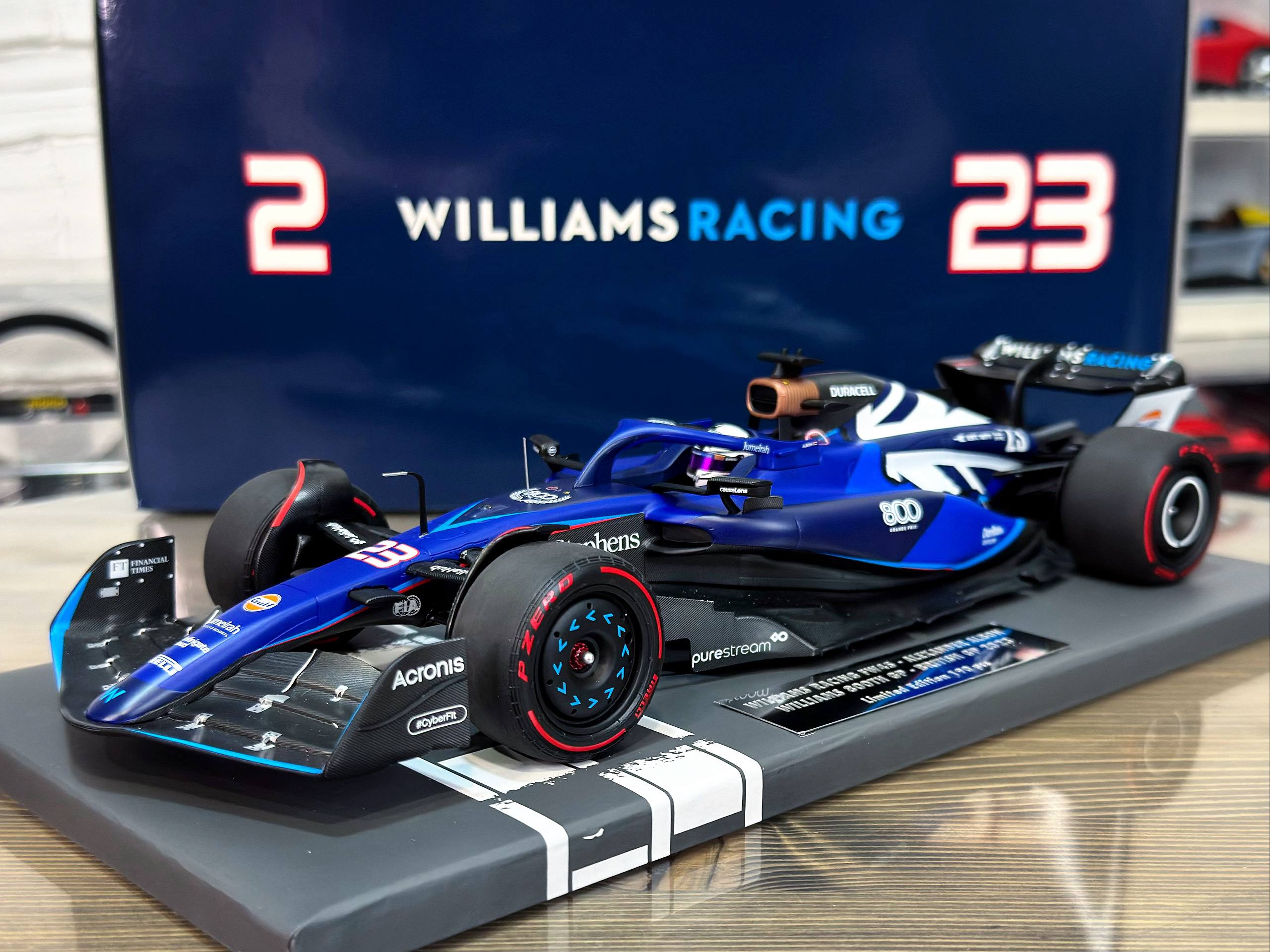 117231123 Minichamps Williams Racing FW45 Alexander Albon Williams 800TH GP British GP 2023 1:18