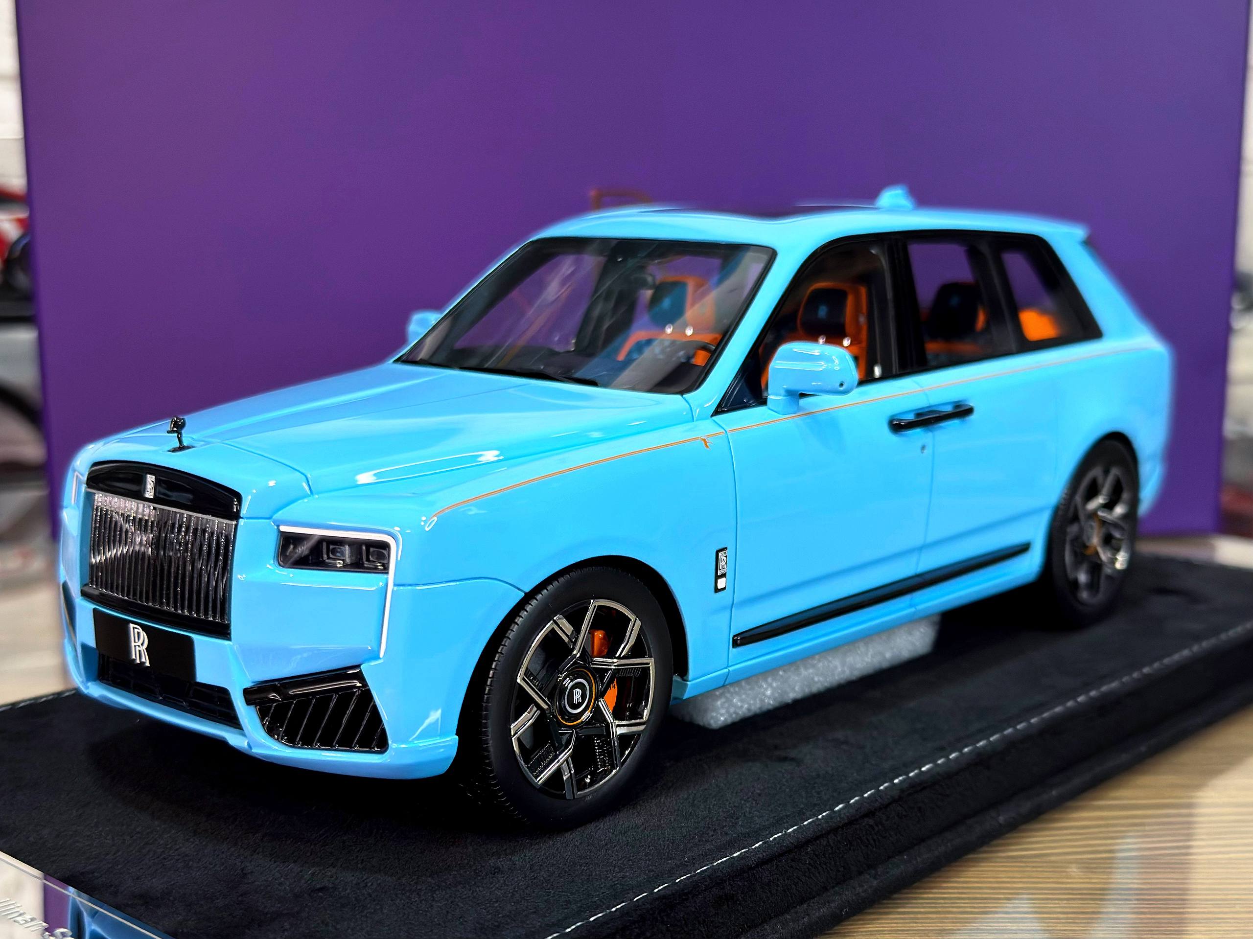 HHJL251203CB Henson & Heaven Rolls Royce Cullinan II Turquoise Blue Black Badge 1:18