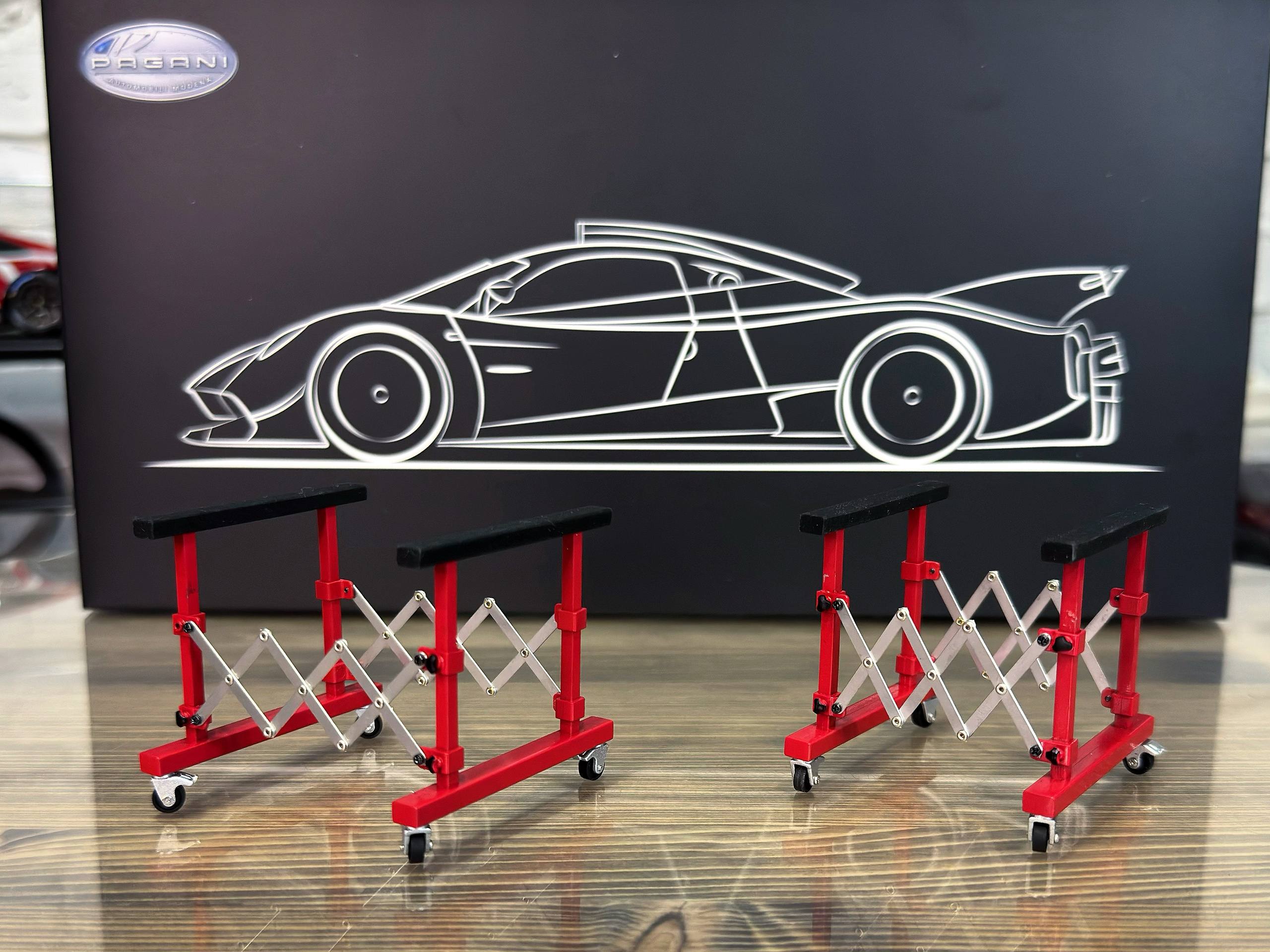 LCD-08-RE LCD Models Pagani Huayra R Hood Holder Red 1:18