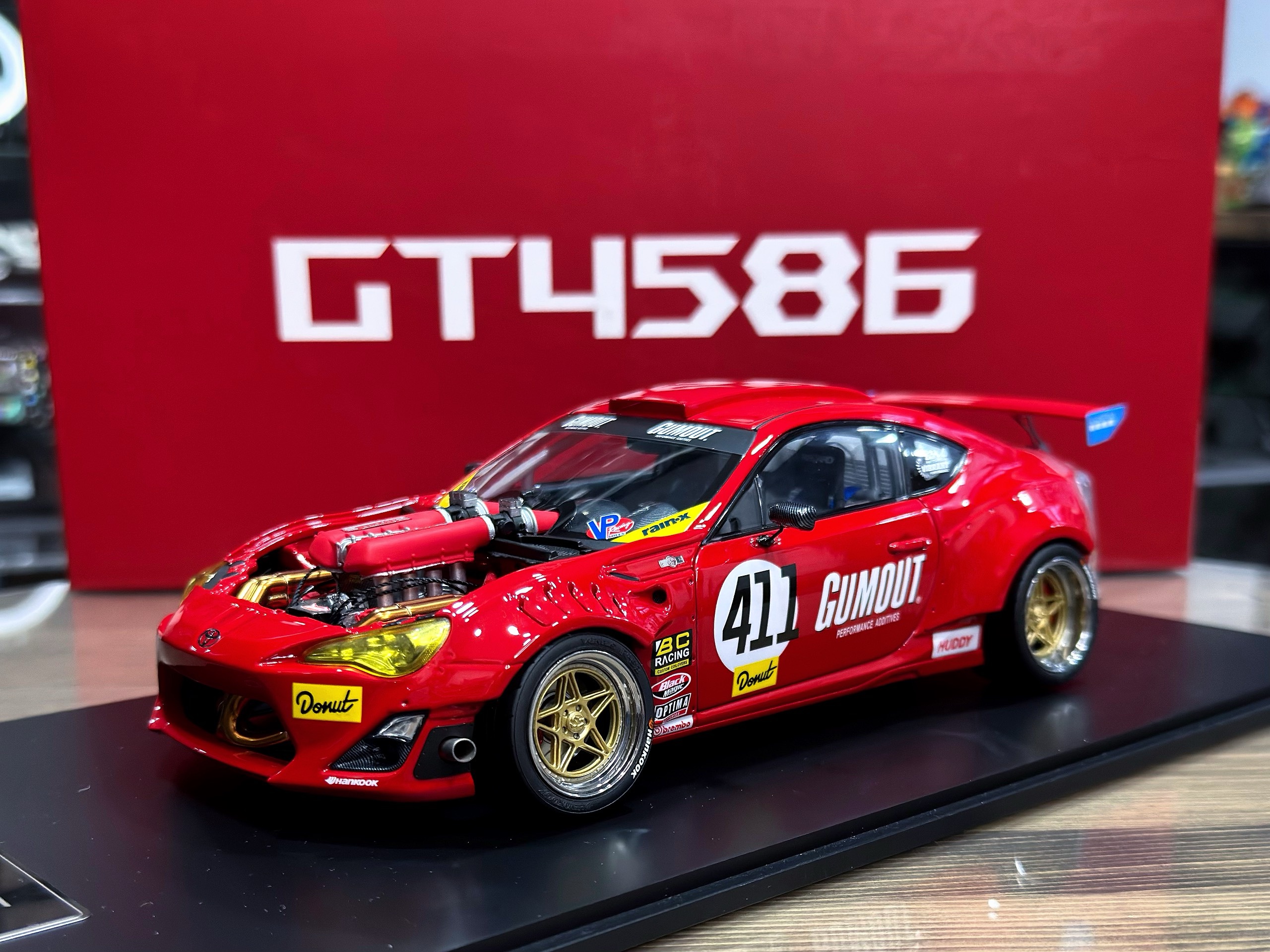 OEM Toyota GT4586 411 Donut Red 1:18