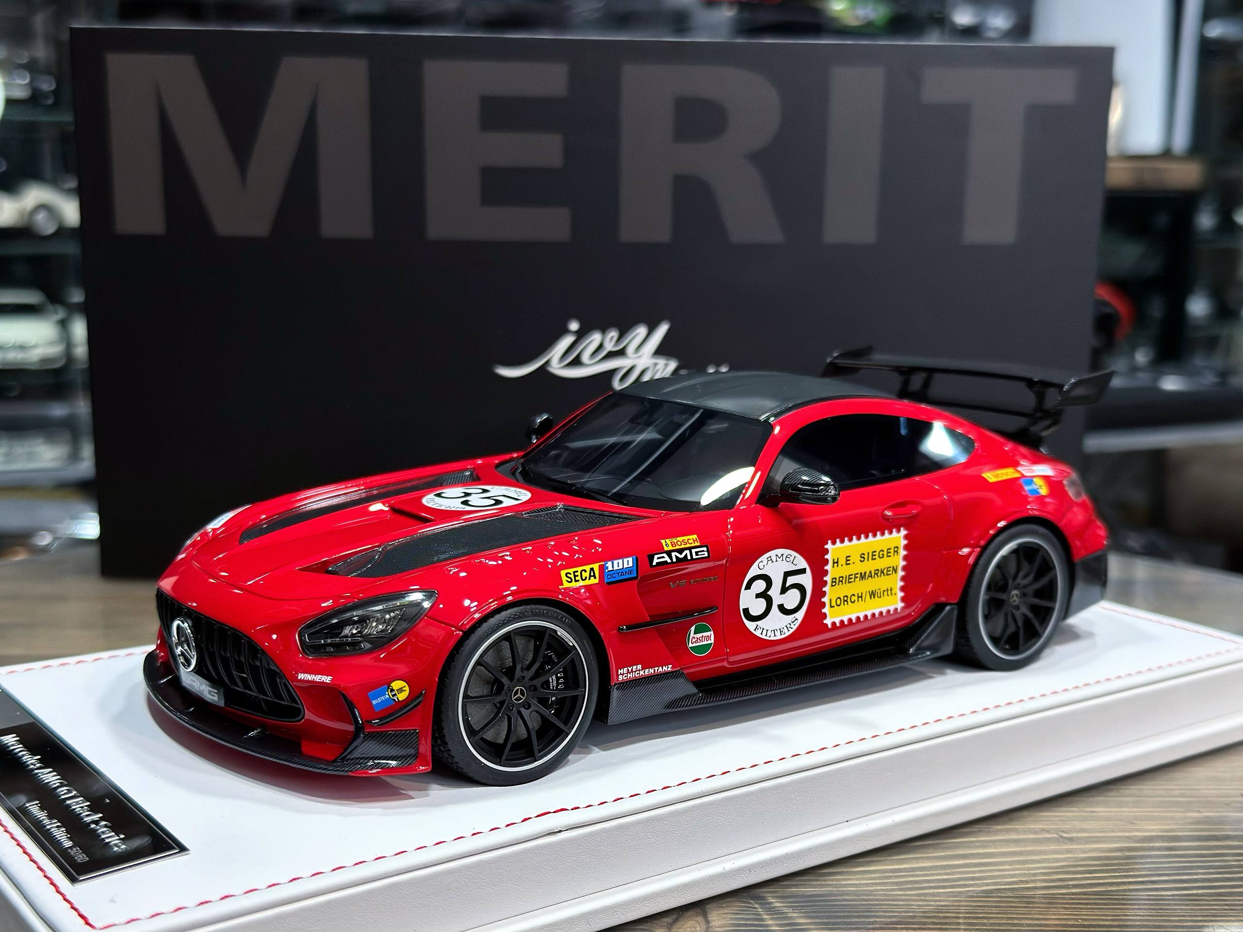 IM1824G IVY Merit Mercedes AMG GT Black Series Red Pig 1:18