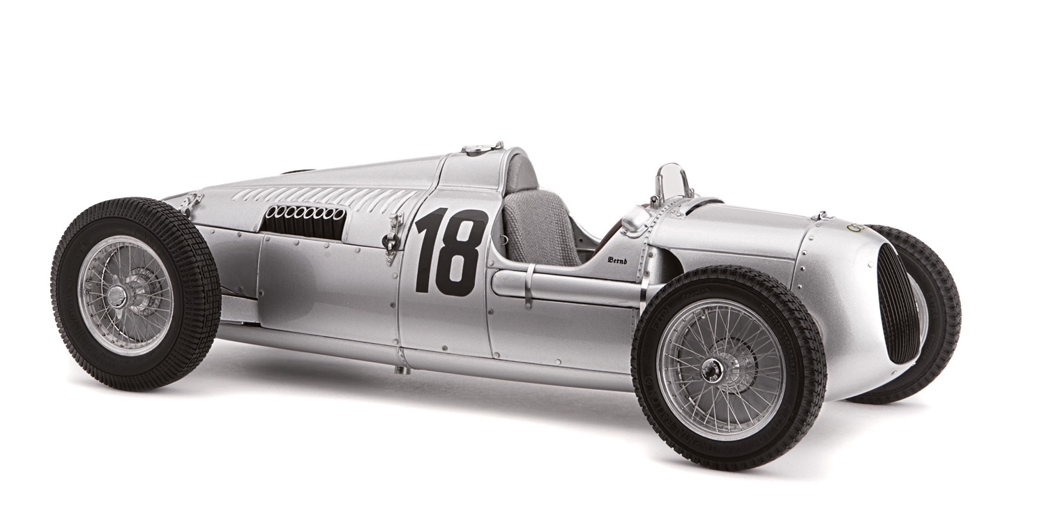 M-161 CMC Auto Union Typ C #18 Bernd Rosemeyer 1936 Eifelrennen Silver 1:18