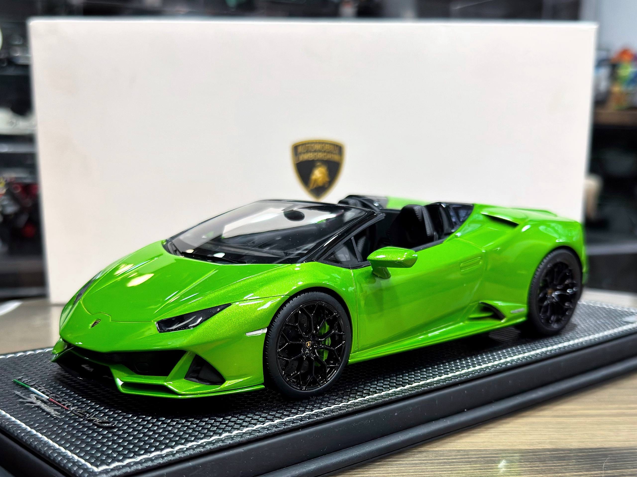 LAMBO037 MR Models Lamborghini Huracan Spyder Verde Selvans 1:18