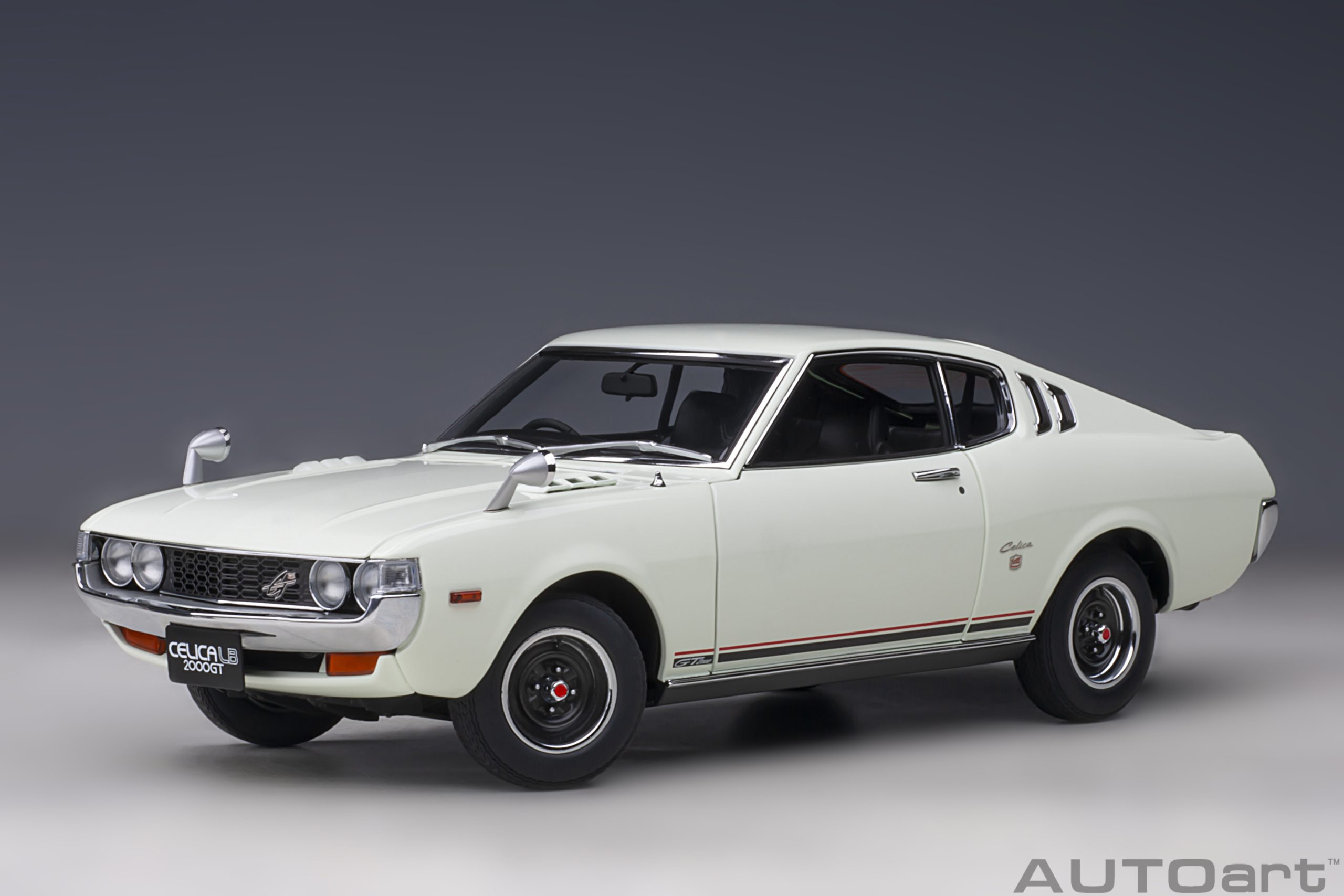 78766 Autoart Toyota Celica Liftback 2000GT 1:18