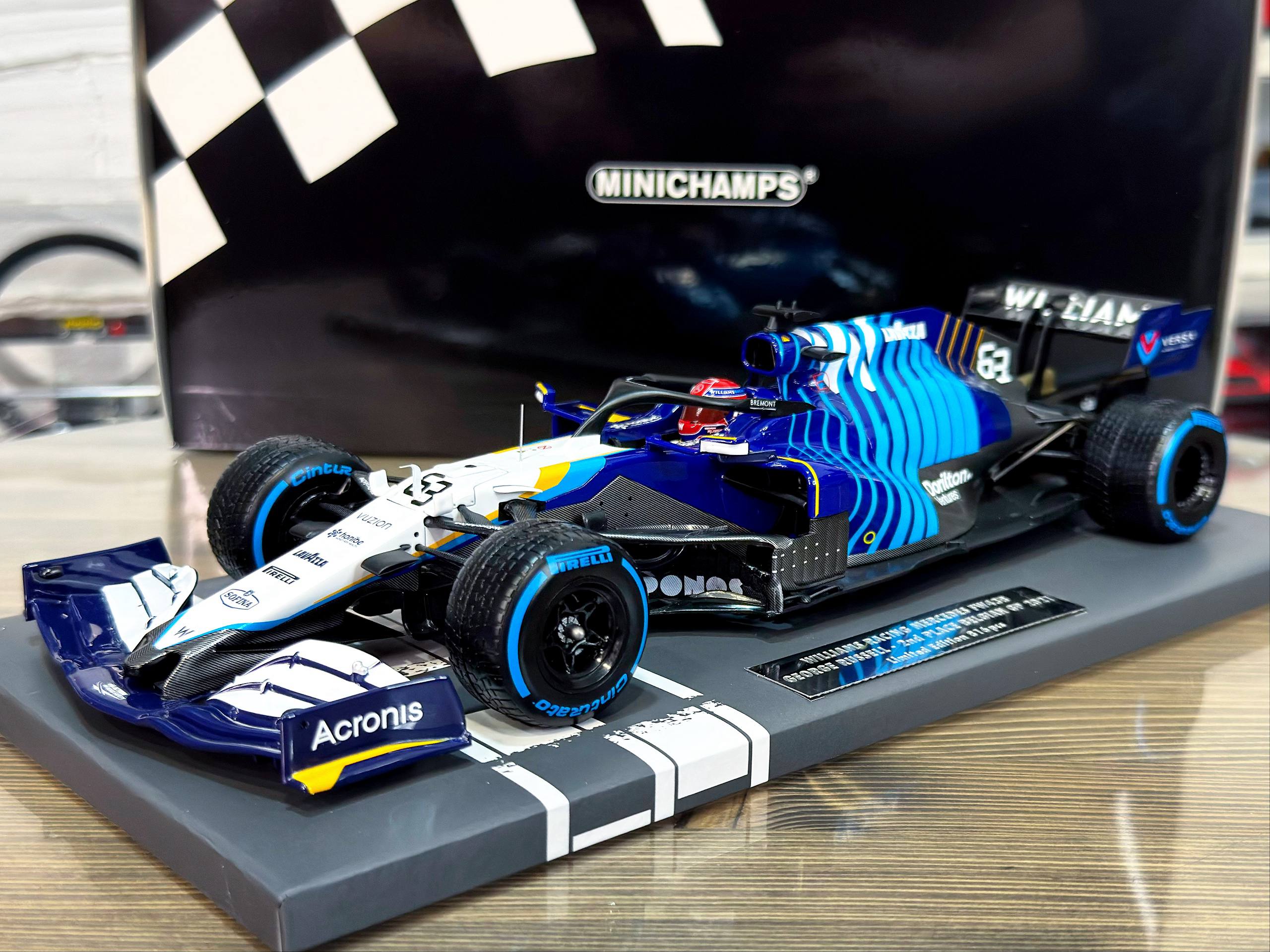117211363 Minichamps Williams Racing Mercedes FW43B George Russel 2nd Place Belgian GP 2021 1:18