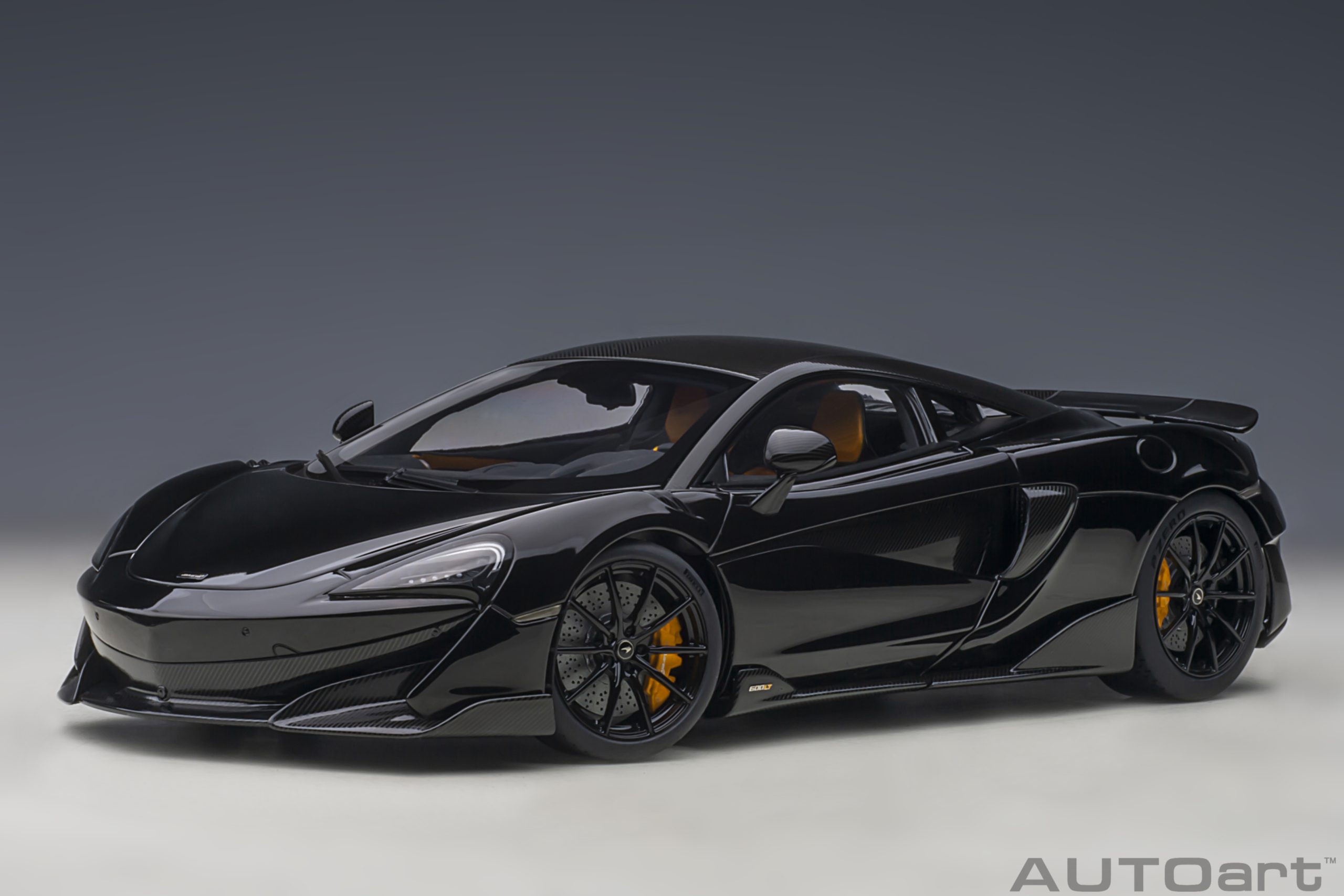 76081 AUTOart McLaren 600LT Onyx Black 1:18